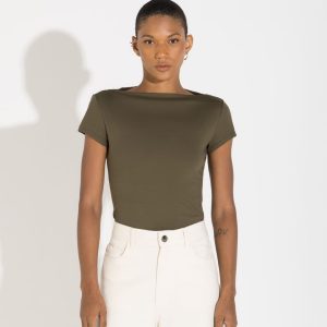 Camiseta Cotton Pima Decote Reto Feminina